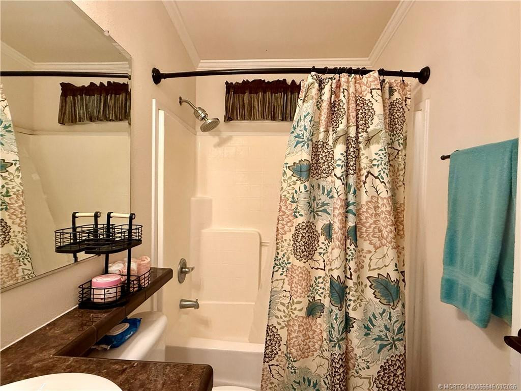 4046 3rd Court Property Photo 18