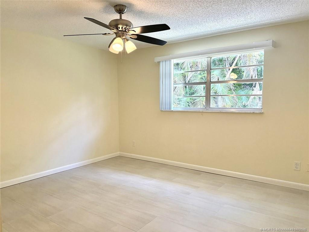 2103 Se Edler Drive Property Photo 12