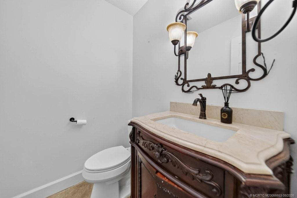 15 W High Point Road Property Photo 32