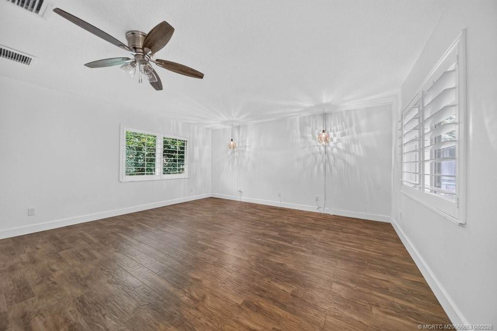 15 W High Point Road Property Photo 33
