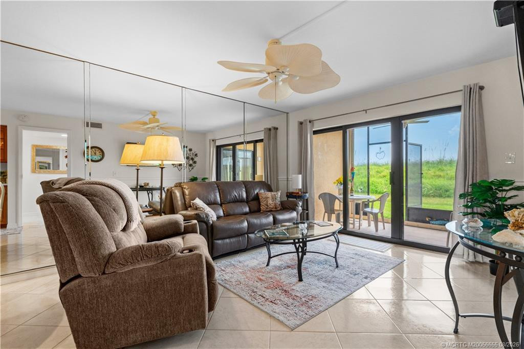 10200 S Ocean Drive 103 Property Photo 12