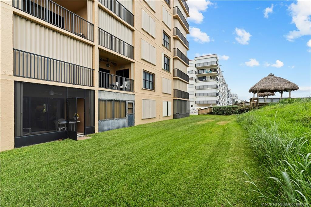 10200 S Ocean Drive 103 Property Photo 24