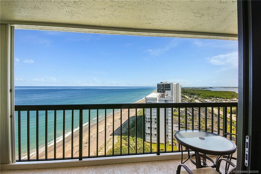 9550 S Ocean Drive 1907 Property Photo 1