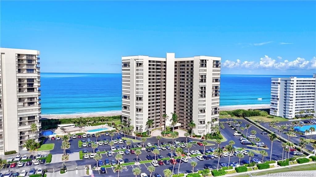 9550 S Ocean Drive 1907 Property Photo 2