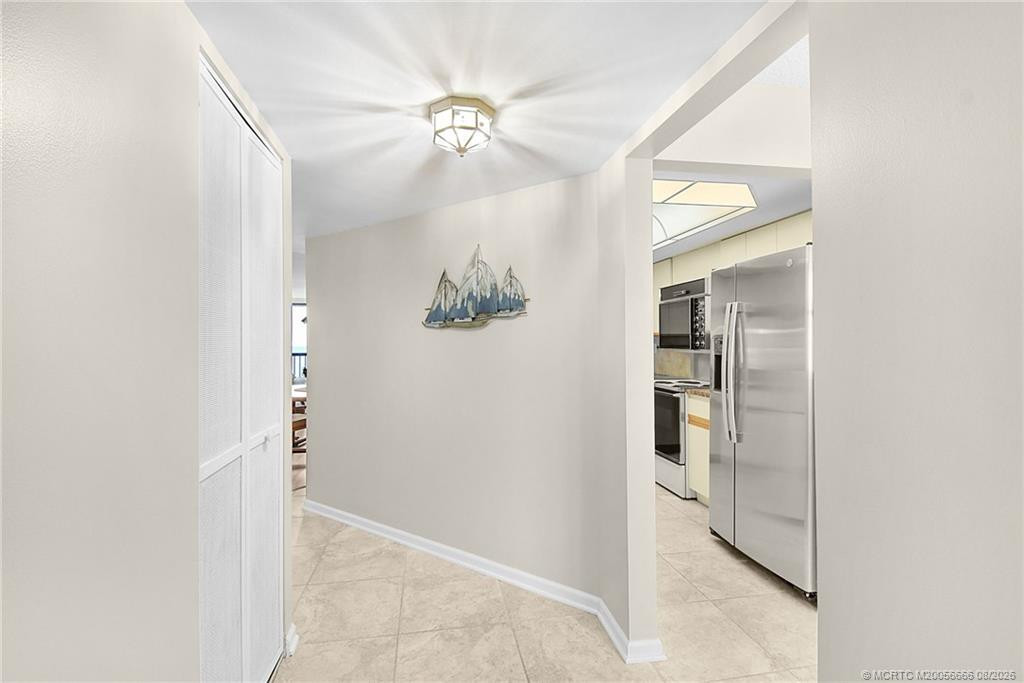 9550 S Ocean Drive 1907 Property Photo 6