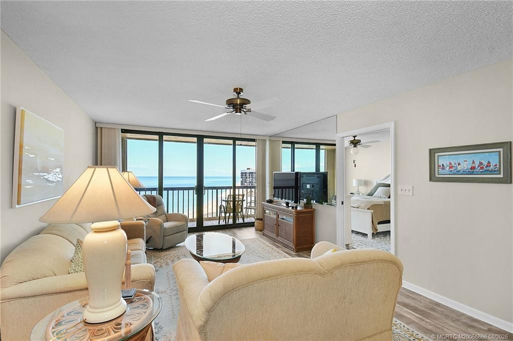 9550 S Ocean Drive 1907 Property Photo 16