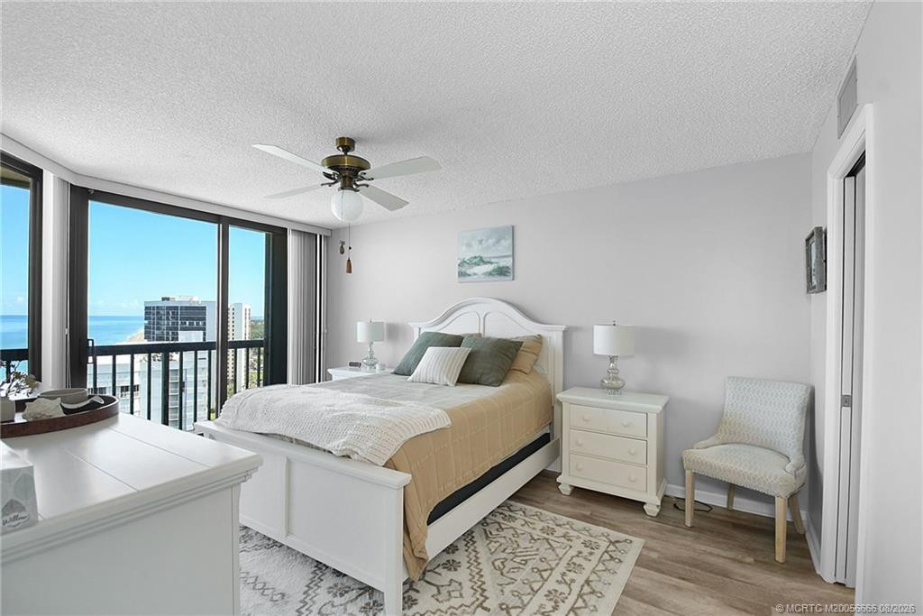 9550 S Ocean Drive 1907 Property Photo 19