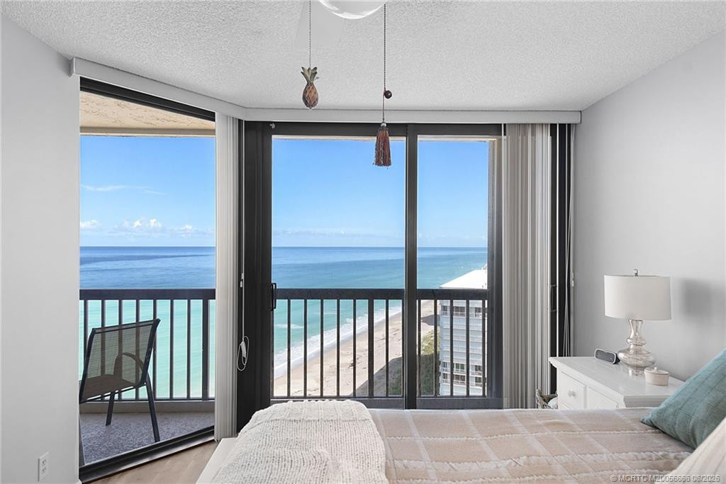 9550 S Ocean Drive 1907 Property Photo 21