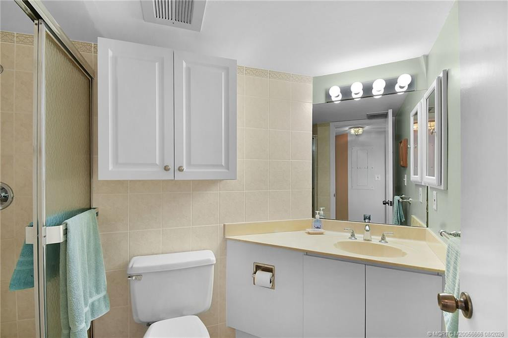 9550 S Ocean Drive 1907 Property Photo 28