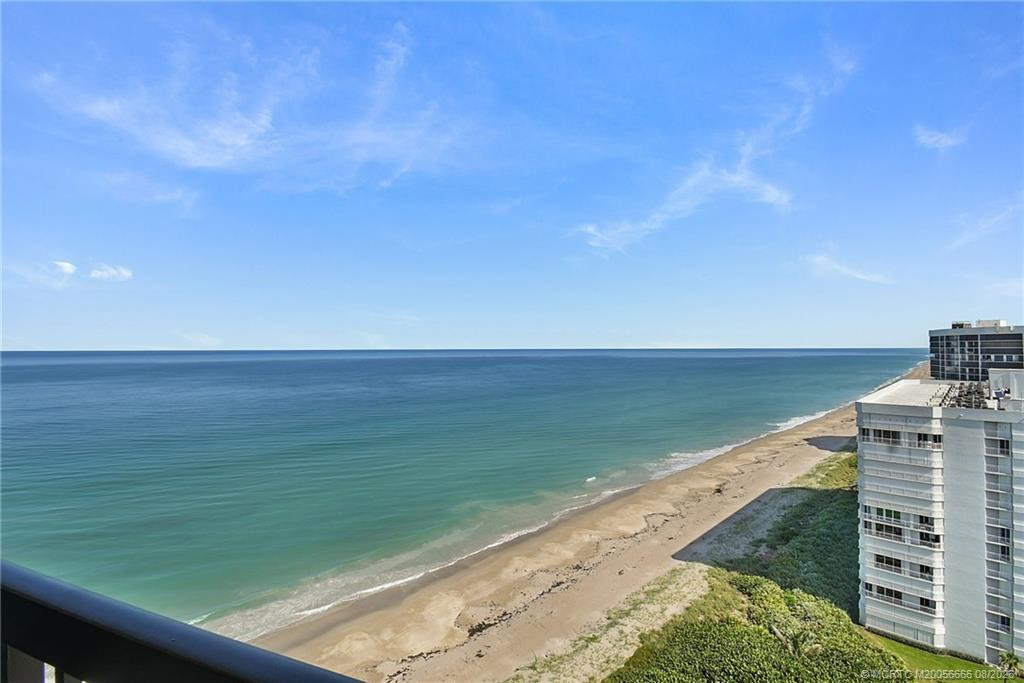 9550 S Ocean Drive 1907 Property Photo 30