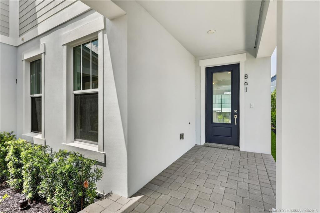 861 Sw Bushel Trail Property Photo 4
