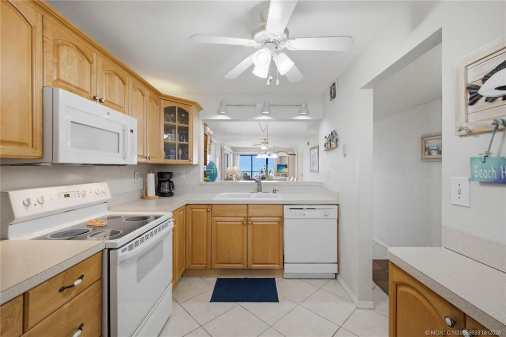 9490 S Ocean Drive 409 Property Photo 13