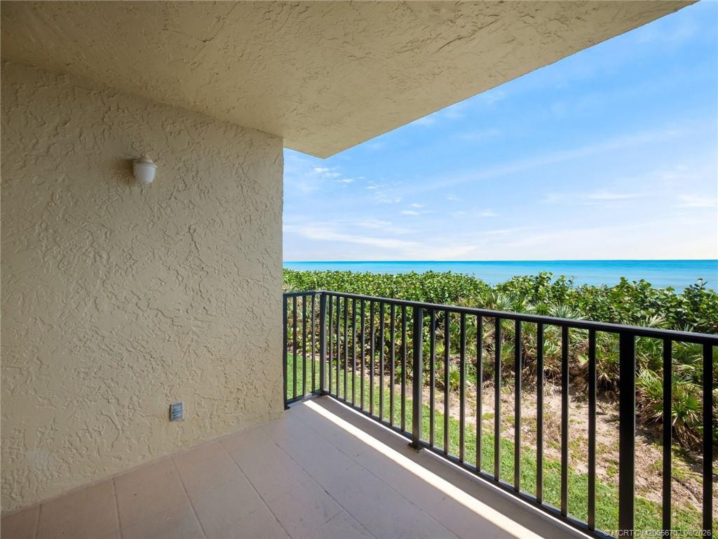 7380 S Ocean Drive 220 Property Photo 1