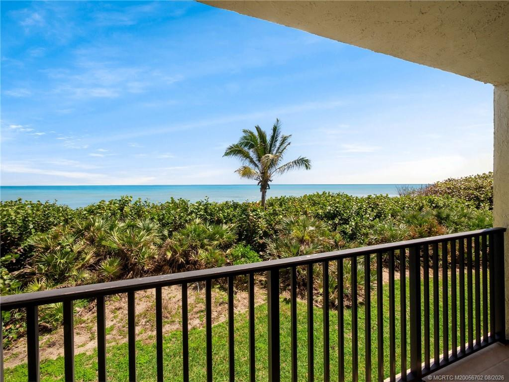 7380 S Ocean Drive 220 Property Photo 4