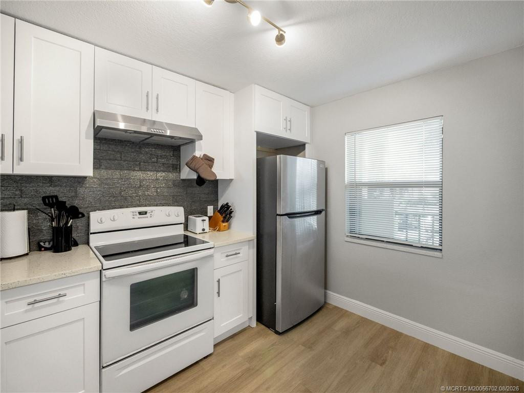 7380 S Ocean Drive 220 Property Photo 5