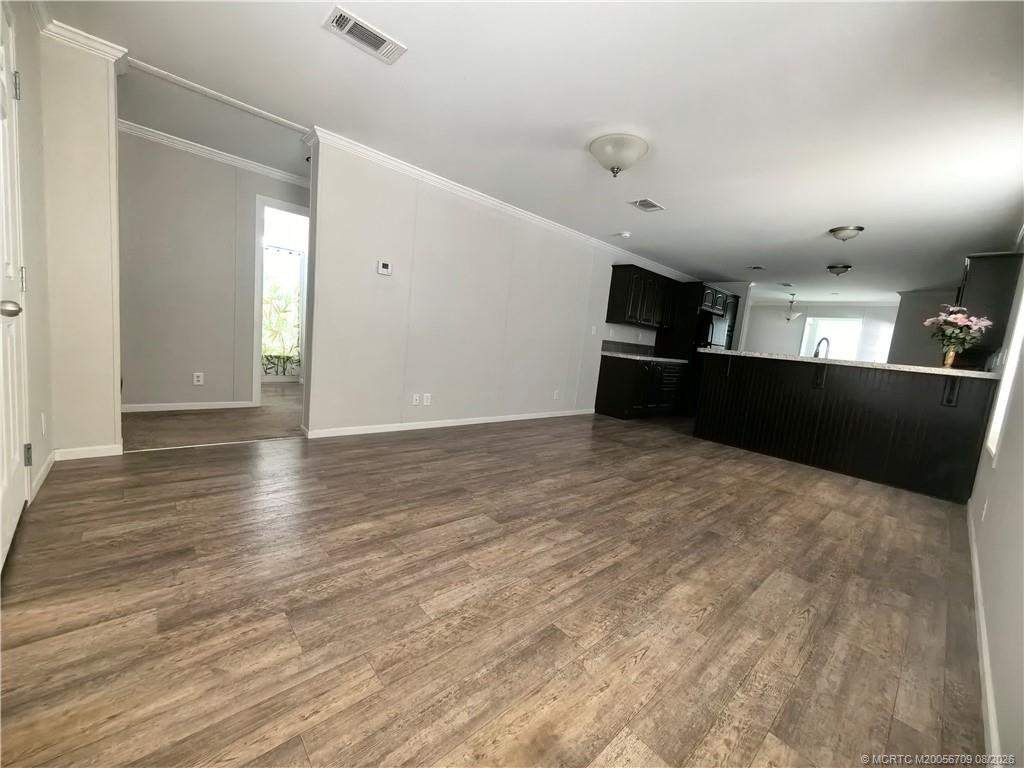 4185 2nd Court Property Photo 7