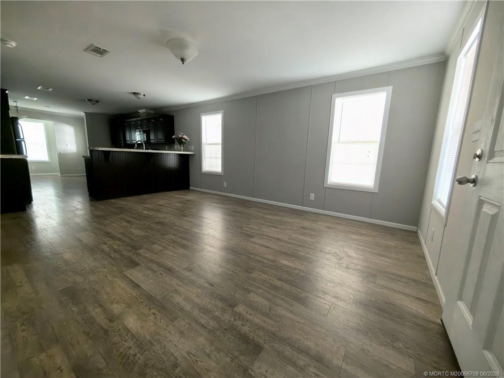 4185 2nd Court Property Photo 8