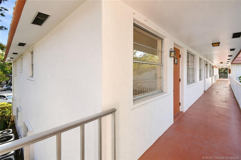 2600 Se Ocean Boulevard O10 Property Photo 4