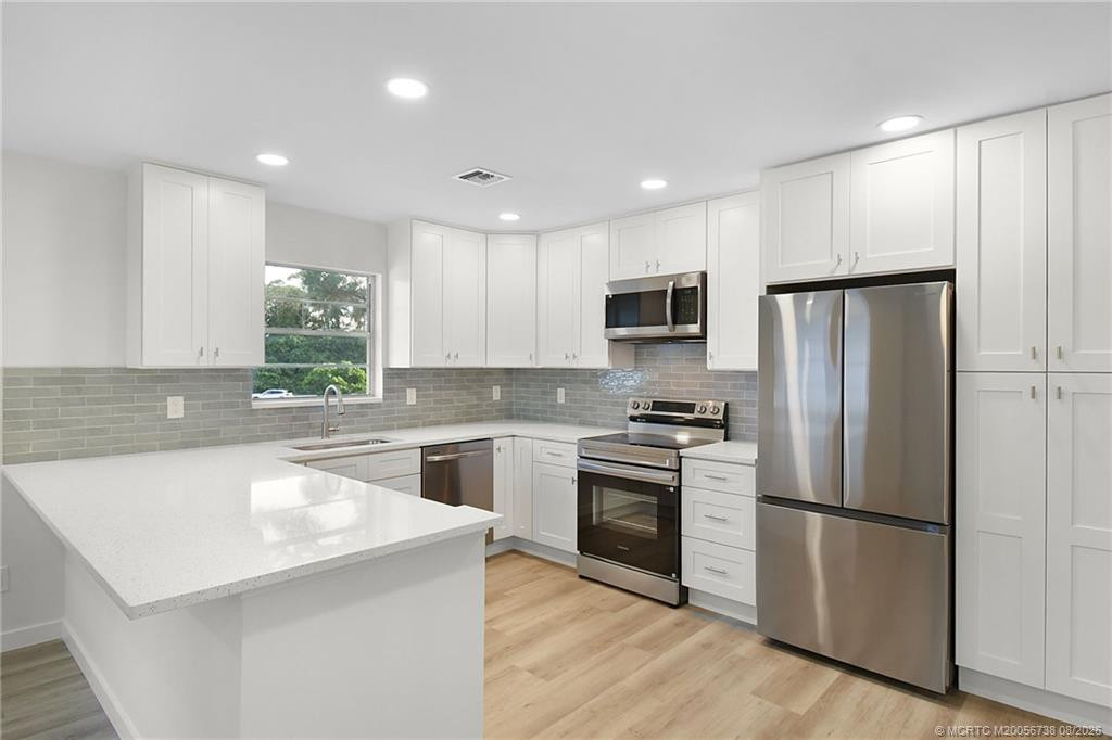 2600 Se Ocean Boulevard O10 Property Photo 12