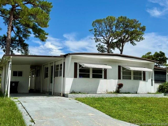 6250 Ficus Lane Property Photo 1
