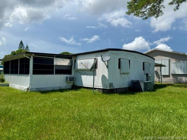 6250 Ficus Lane Property Photo 7