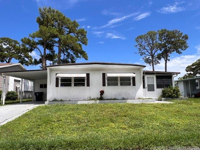 6250 Ficus Lane Property Photo 9