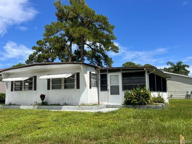 6250 Ficus Lane Property Photo 10