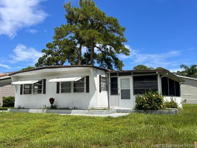 6250 Ficus Lane Property Photo 11