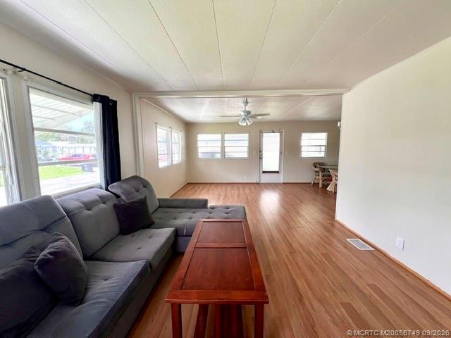 6250 Ficus Lane Property Photo 14