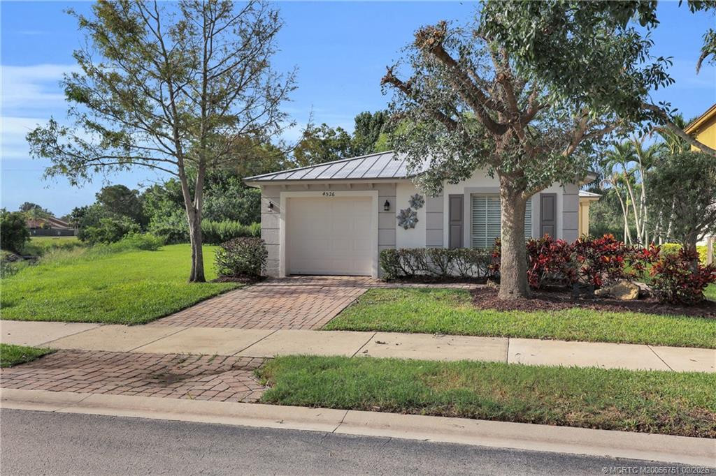 4526 Se Graham Drive Property Photo 1