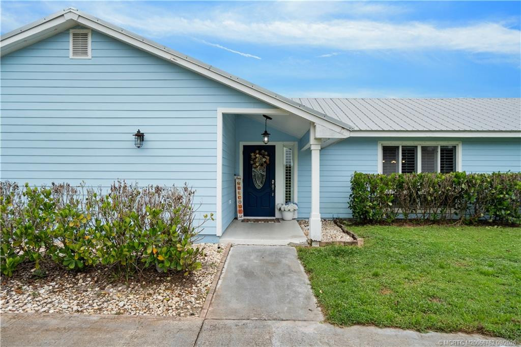 3525 Sw Racquet Club Way Property Photo 2