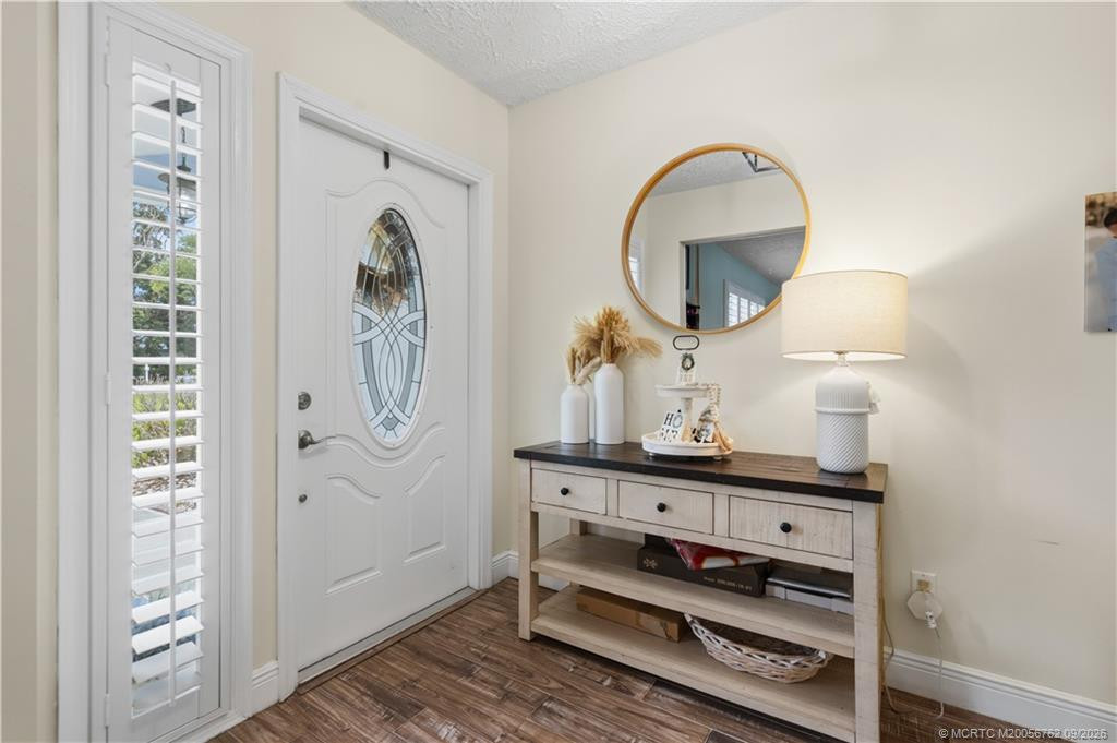 3525 Sw Racquet Club Way Property Photo 5
