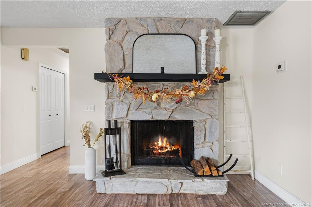3525 Sw Racquet Club Way Property Photo 14