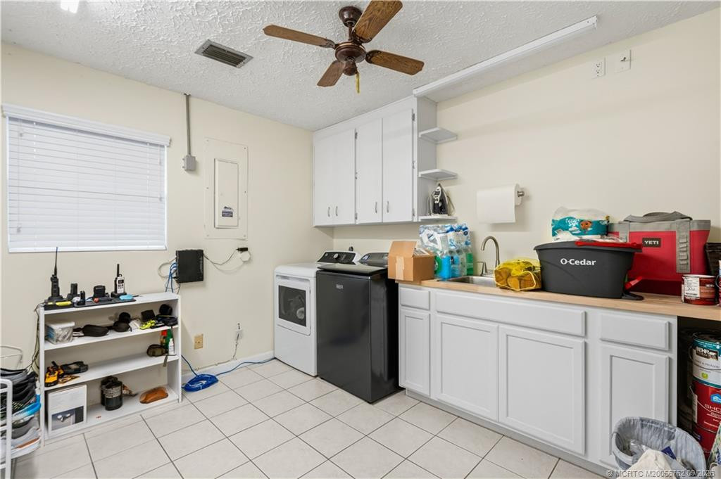 3525 Sw Racquet Club Way Property Photo 31