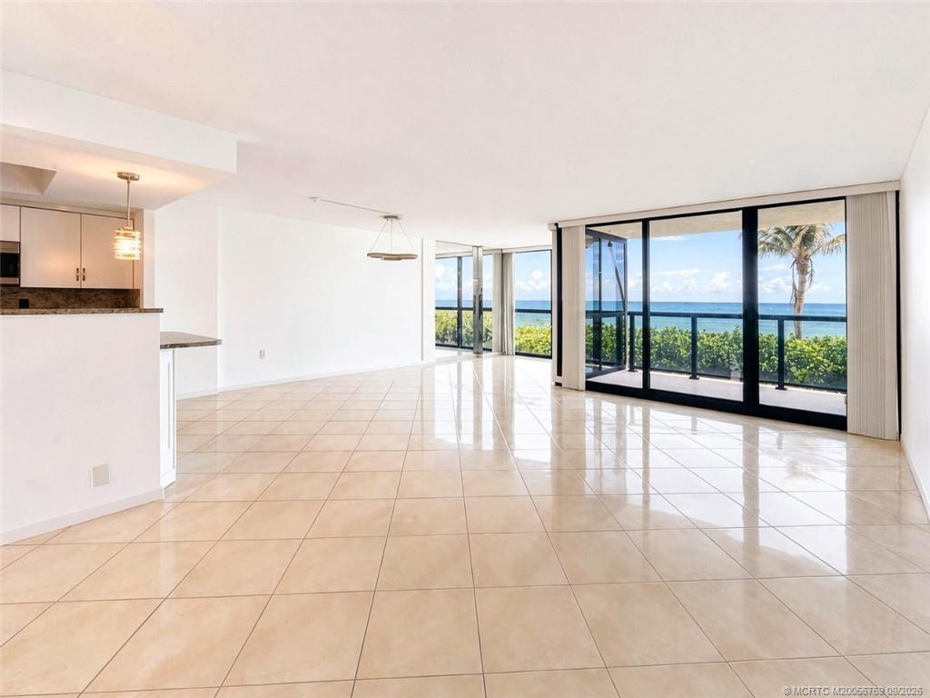 10410 S Ocean Drive 202 Property Photo 1
