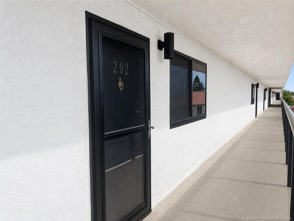 10410 S Ocean Drive 202 Property Photo 6