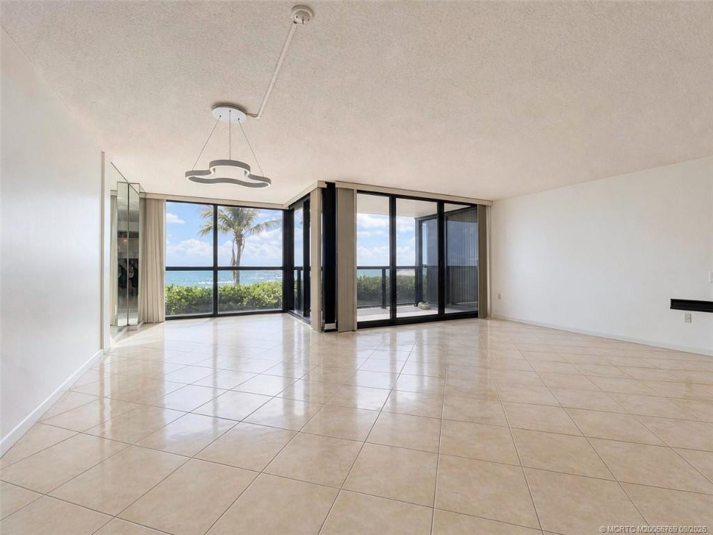 10410 S Ocean Drive 202 Property Photo 16