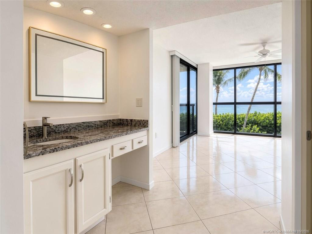 10410 S Ocean Drive 202 Property Photo 20