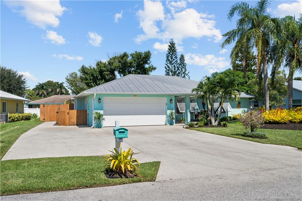 2040 Ne Acapulco Drive Property Photo 1