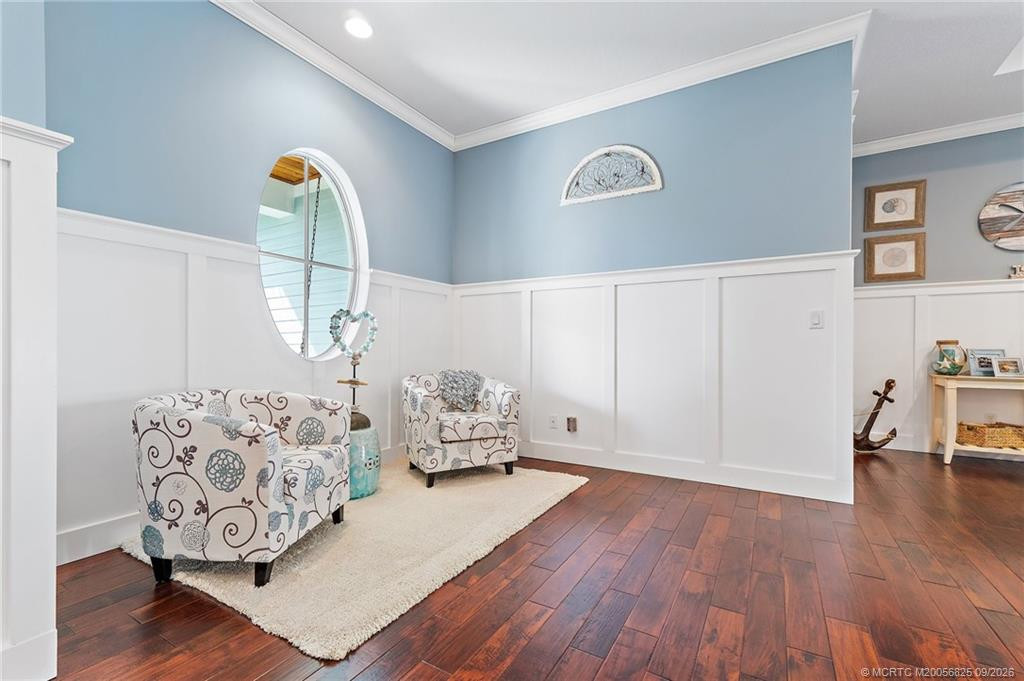 1109 Ne Bayside Place Property Photo 11