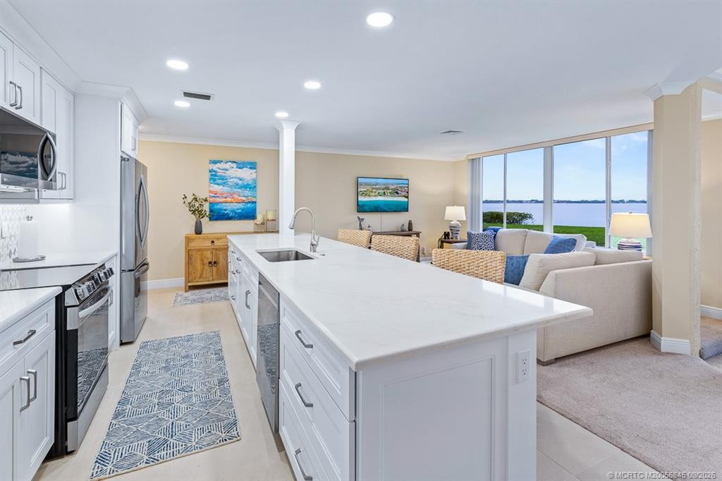 2370 Ne Ocean Boulevard C106 Property Photo 4