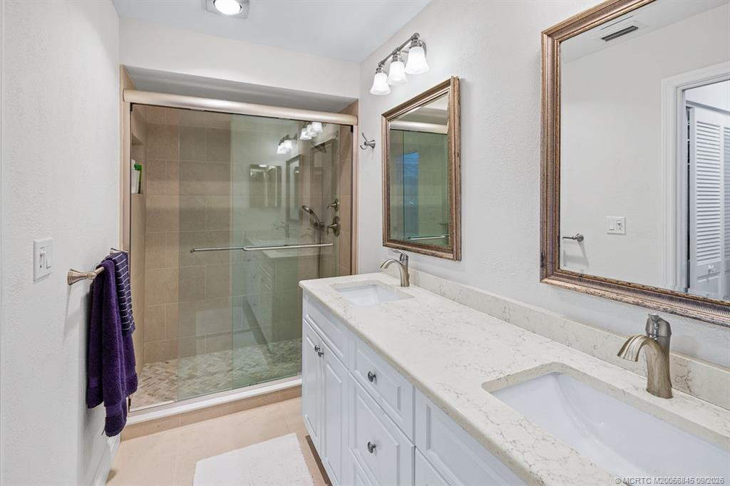 2370 Ne Ocean Boulevard C106 Property Photo 18