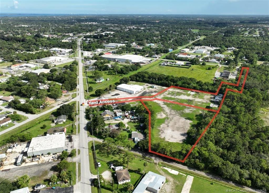 907 Angle Road Property Photo 3