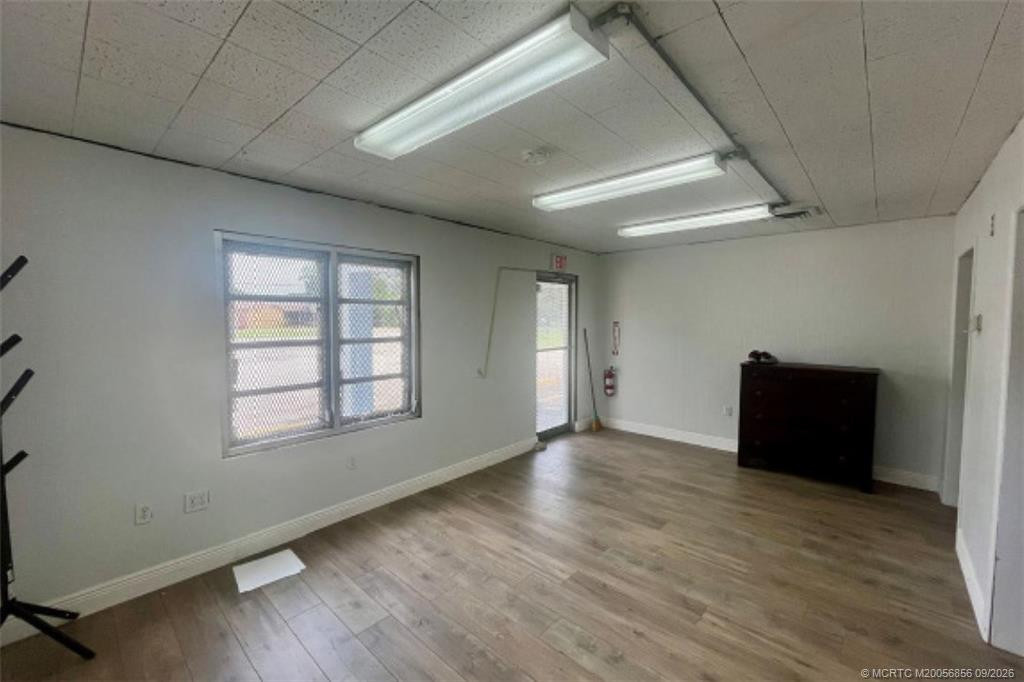 907 Angle Road Property Photo 8