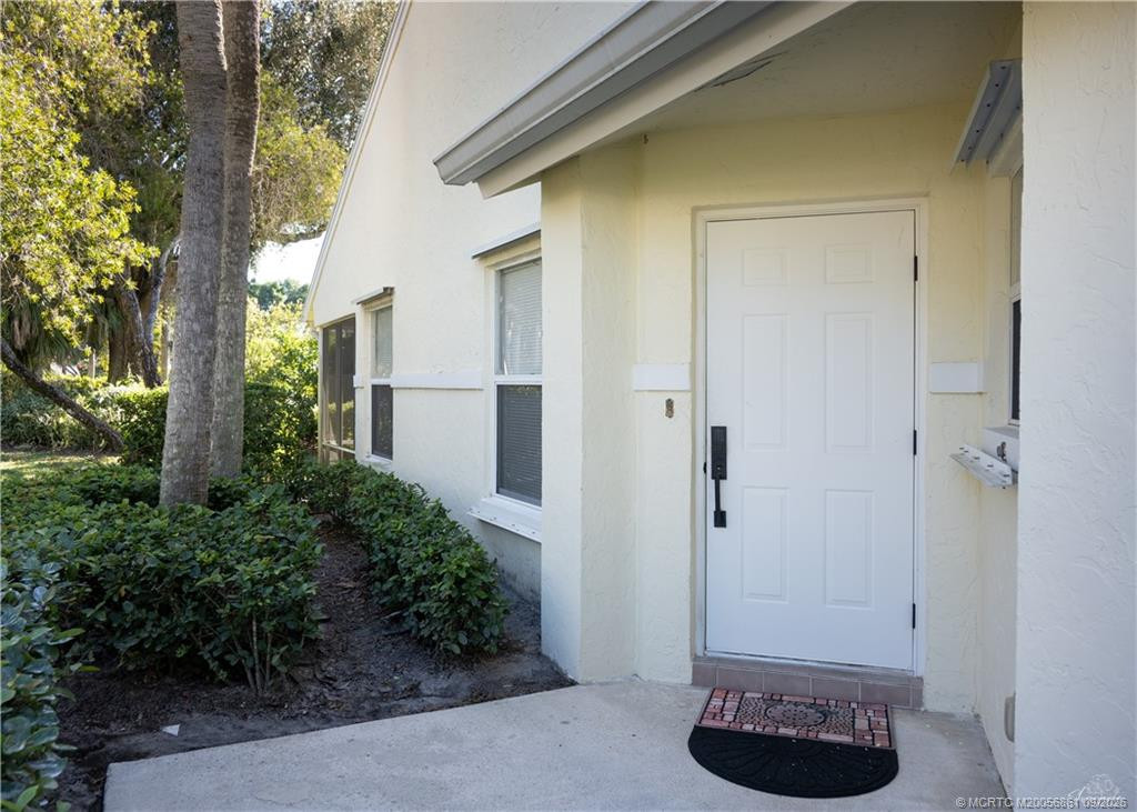2425 Sw Foxpoint Trail Property Photo 4