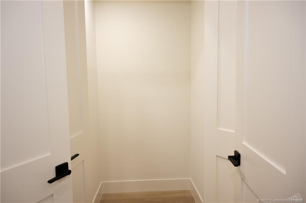 2425 Sw Foxpoint Trail Property Photo 6