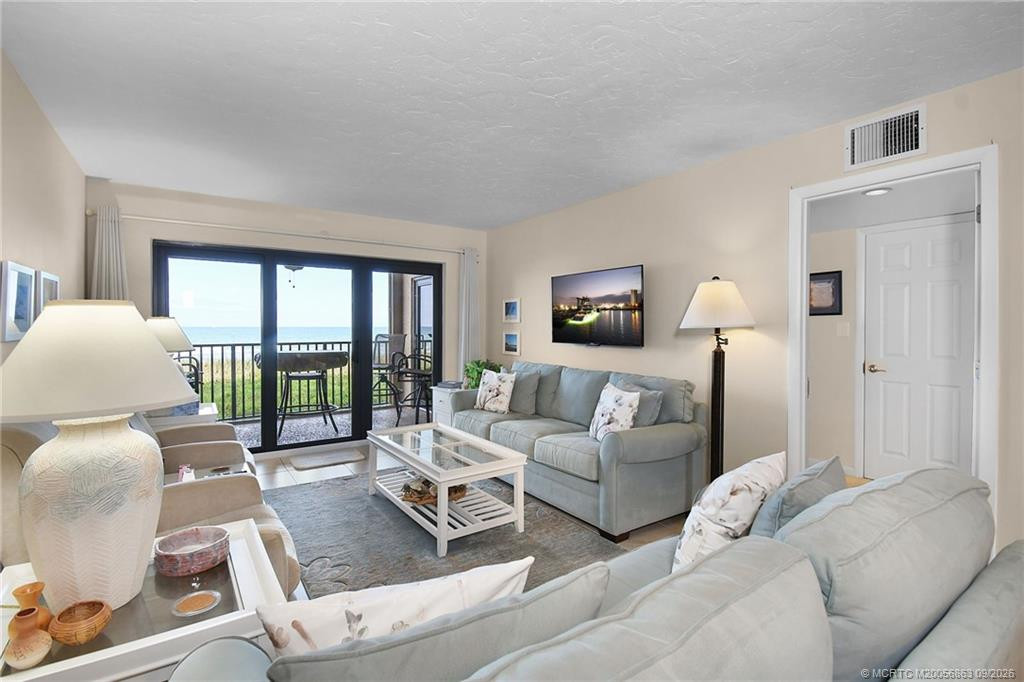 10200 S Ocean Drive 203 Property Photo 17