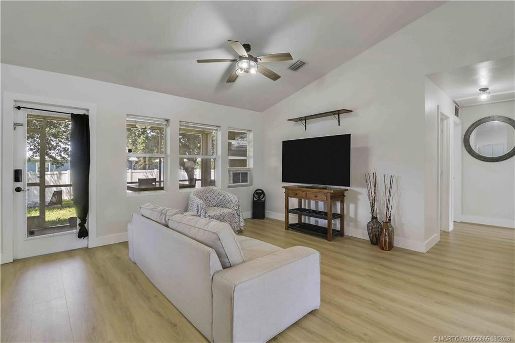 5901 Hickory Drive Property Photo 3