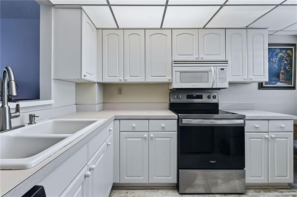 10680 S Ocean Drive 402 Property Photo 8