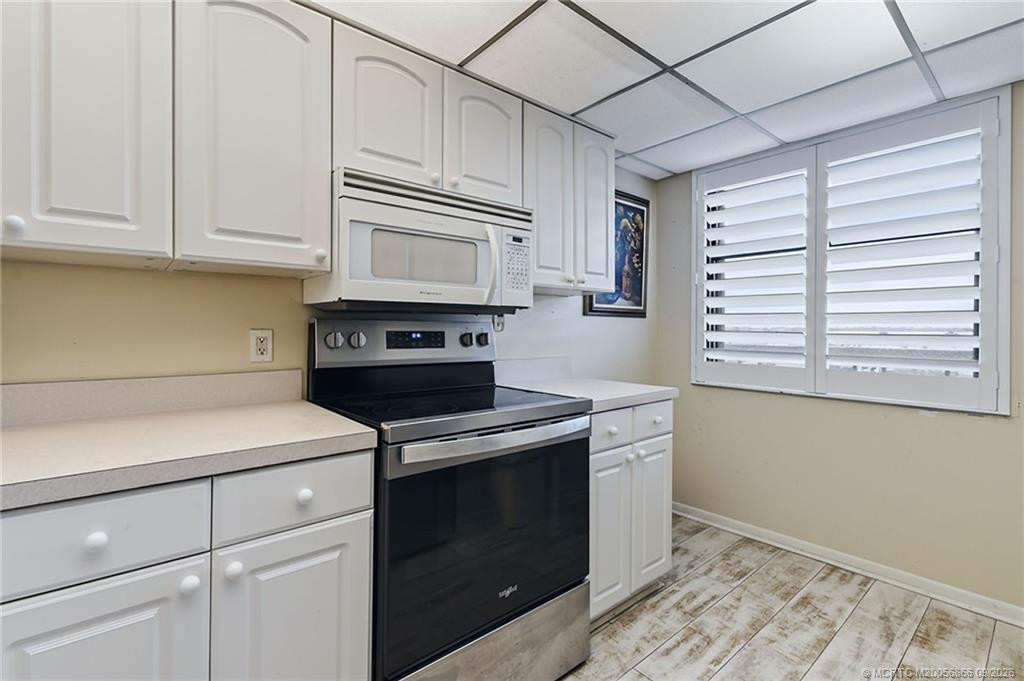 10680 S Ocean Drive 402 Property Photo 9